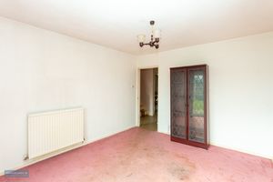 Sitting Room- click for photo gallery